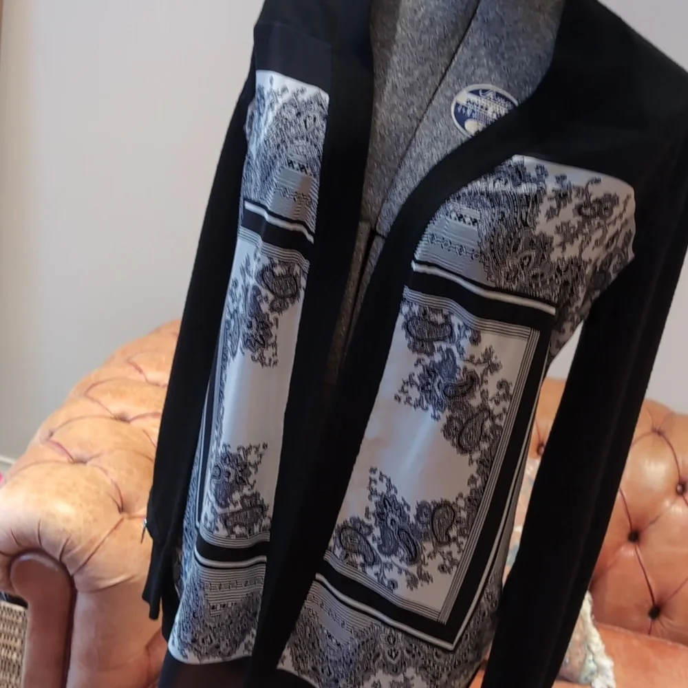 Sandro Black White Paisley Silk Wool Cardigan - Picture 4 of 10